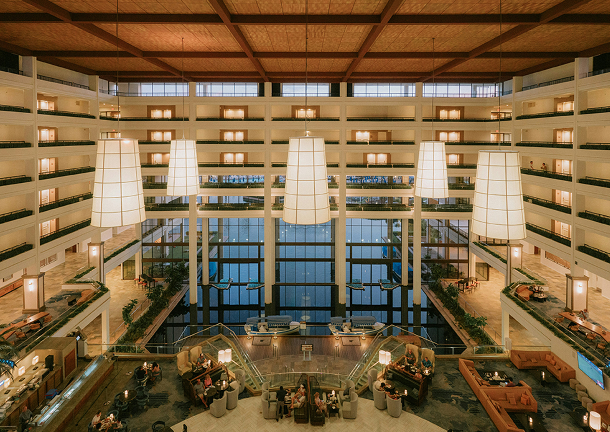 Bespoke hotel art installation in luxury lobby space