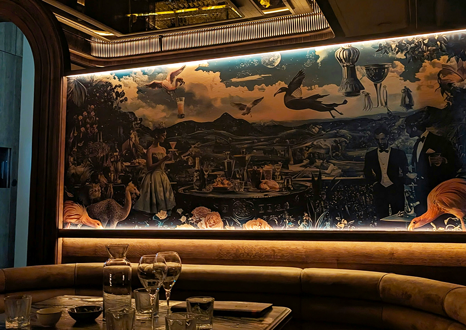 Dining & Lounge Spaces 3 Restaurant feature wall artwork painting