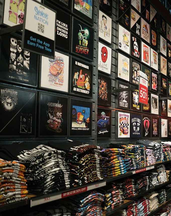 Commercial Wall Murals 3 retail store wall mural branding interior feature wall commercial design